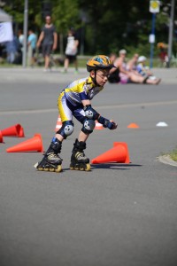 HM Wath KidsI  019 16-06-05  